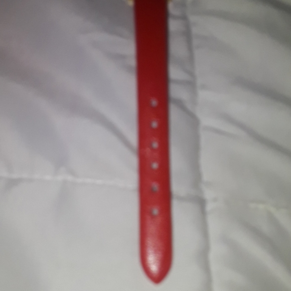 New red & gold heart watch/ BUNDLE ONLY 2or more items - Picture 3 of 5